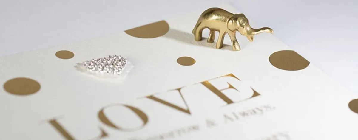Reasons to use hot foil for elegant wedding invitations