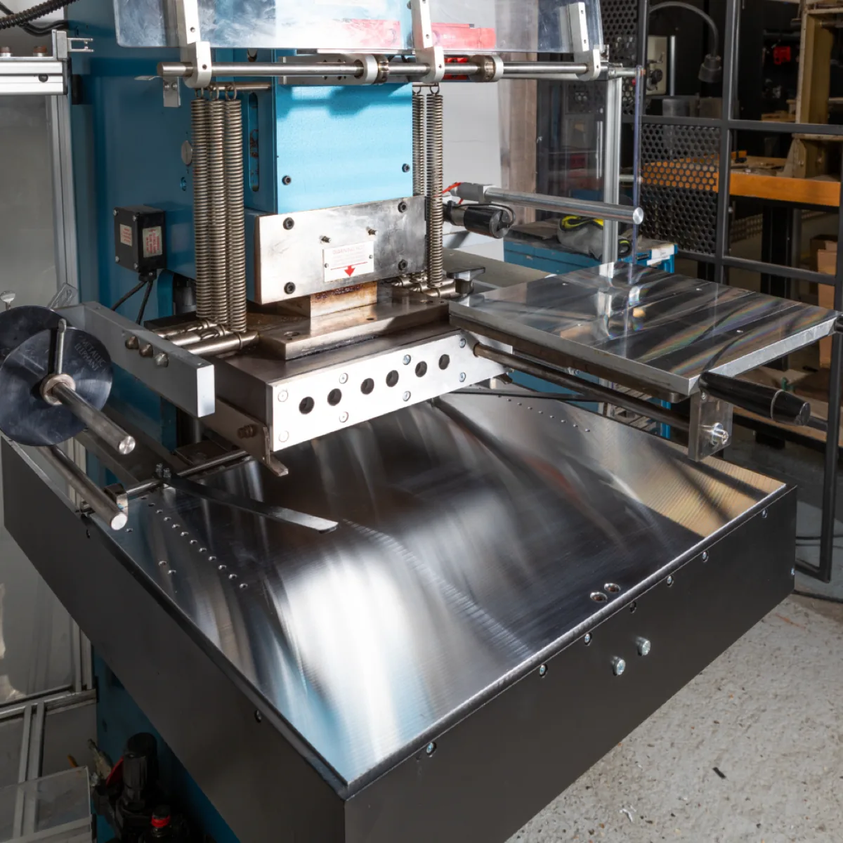 Pneumatic hot foil press